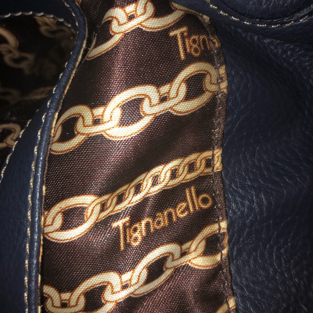 Tignanello leather handbag*like NEW*